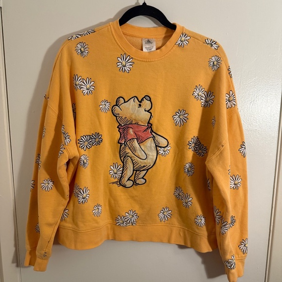 Disney Winnie The Pooh Bear Daisy Yellow Embroidered Pullover Sweater Small - Picture 1 of 8